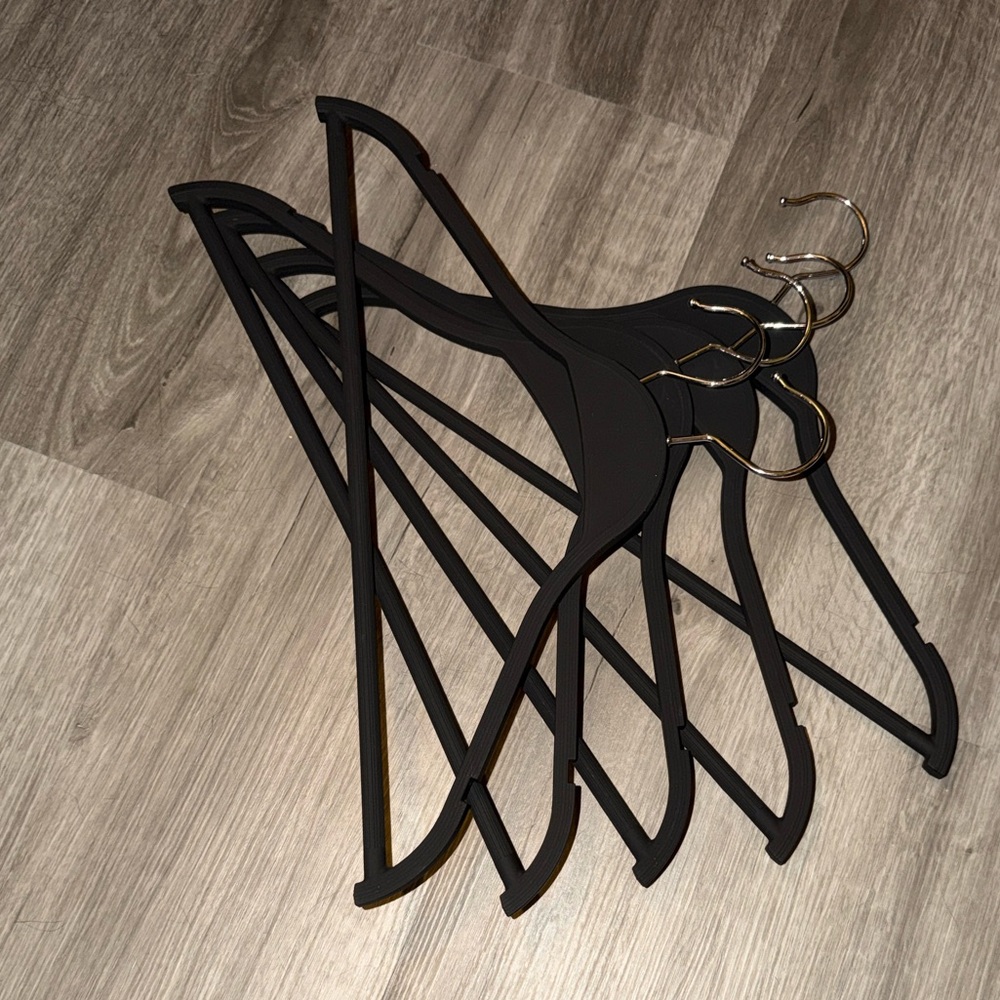 5 pieces Black Clothes Hangers